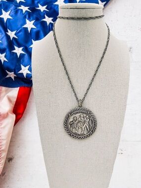 Vintage Spirit of 76 Bicentennial Necklace • 1776-1976 Commemorative Pendant
